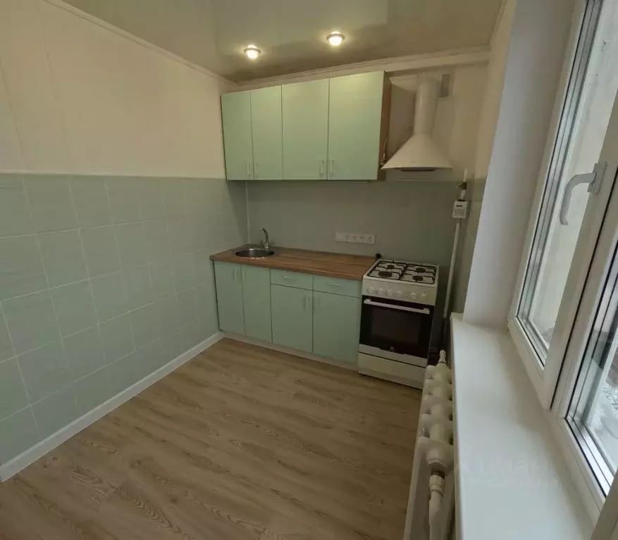 2-к кв. Омская область, Омск ул. 4-я Транспортная, 10 (44.4 м) - Фото 1