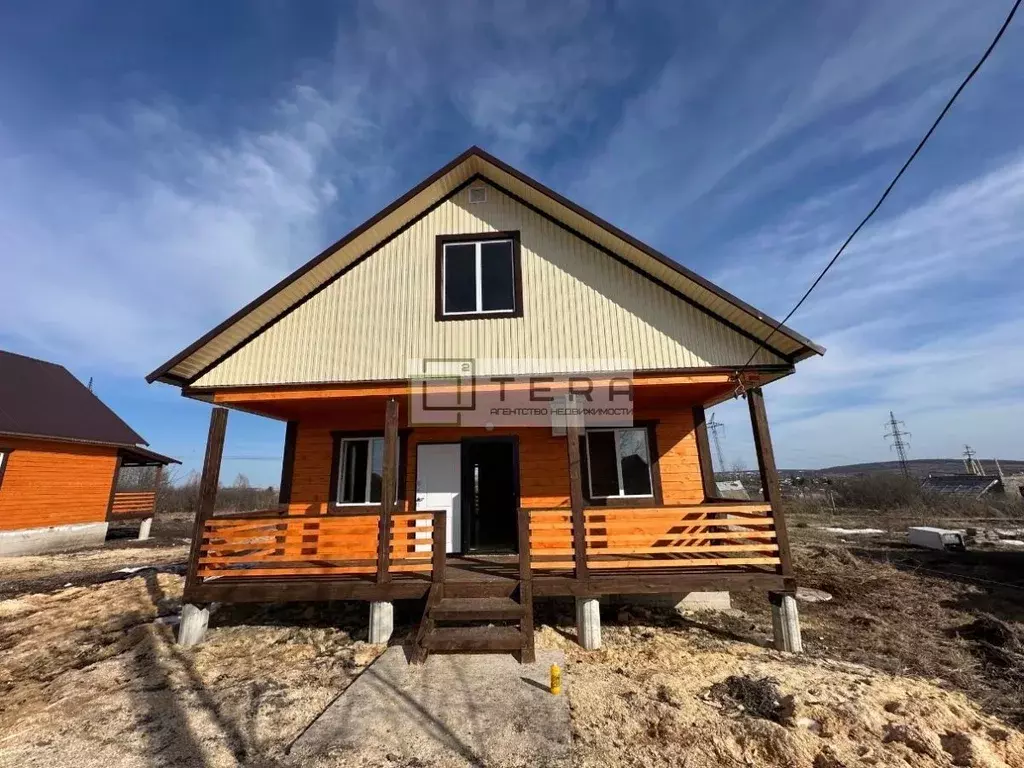 Дом в Башкортостан, Иглинский сельсовет, с. Иглино ул. Ленина, 100 ... - Фото 1