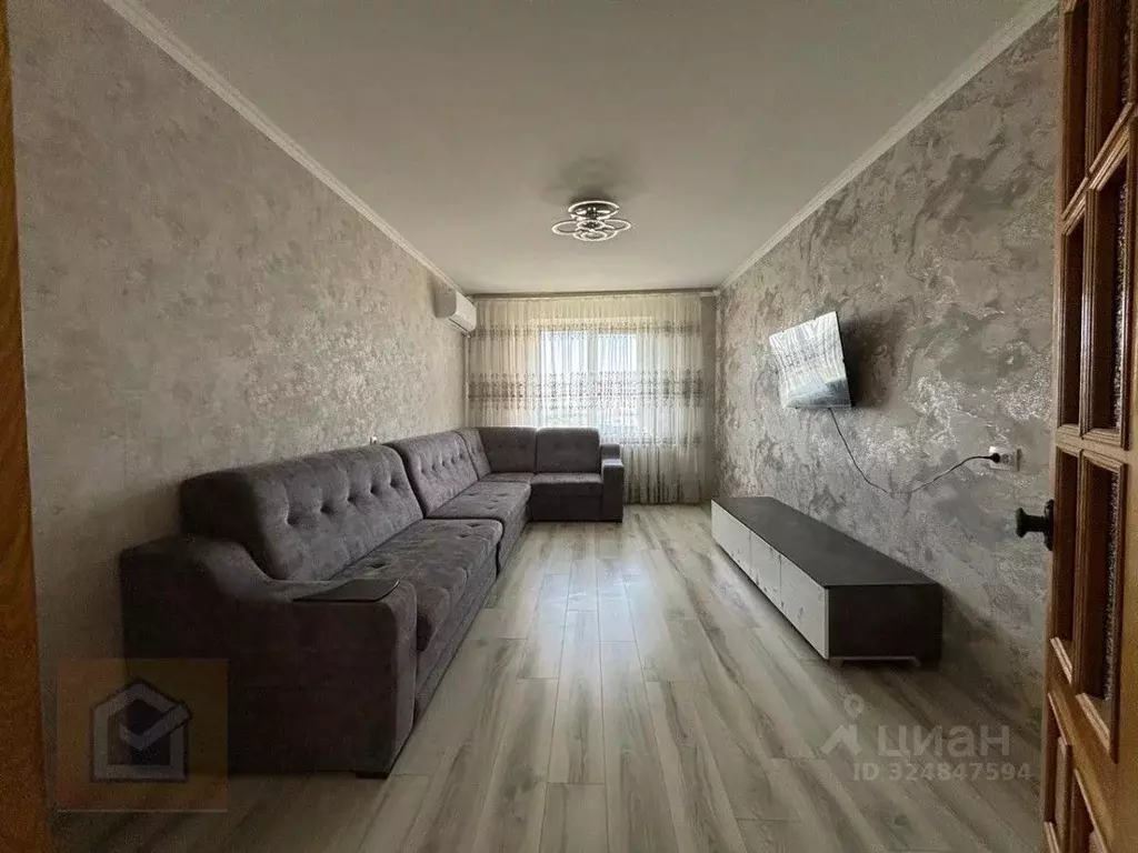 3-к кв. Крым, Симферополь ул. Ешиль Ада, 2 (73.0 м) - Фото 0