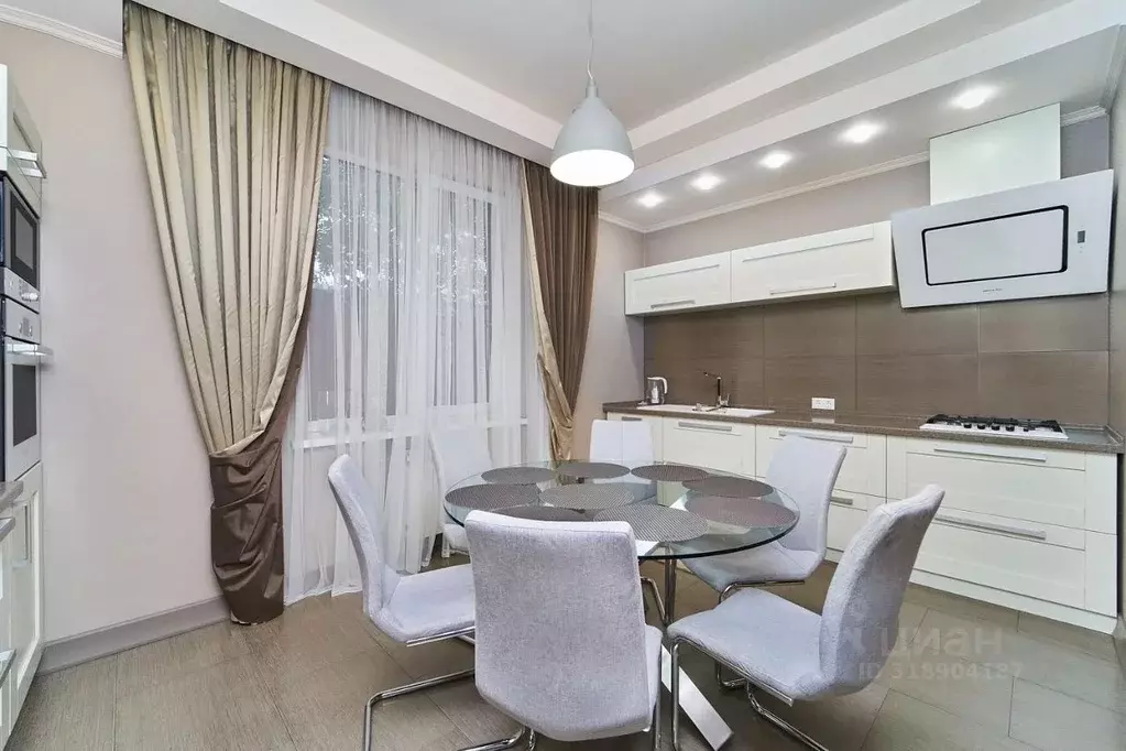 Дом в Краснодарский край, Краснодар Алма-Атинская ул. (300 м) - Фото 1