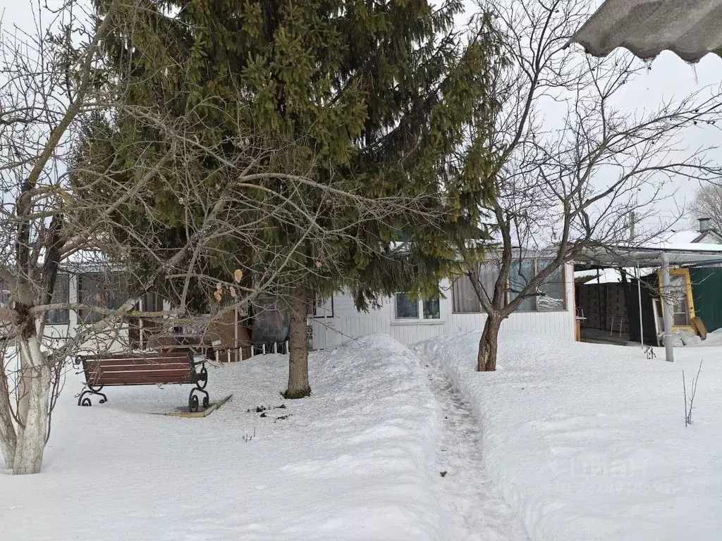 Дом в Орловская область, Орловский муниципальный округ, с. Лаврово ул. ... - Фото 1