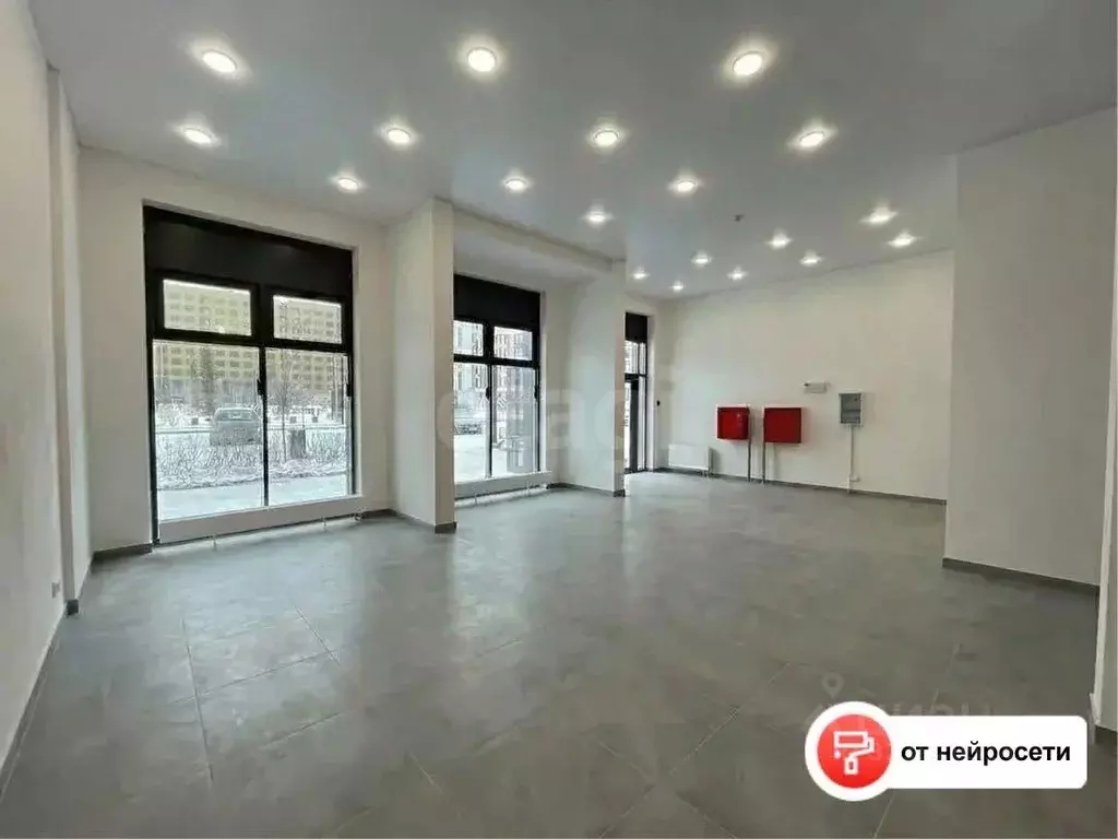 Помещение свободного назначения в Тюменская область, Тюмень ул. Андрея ... - Фото 1