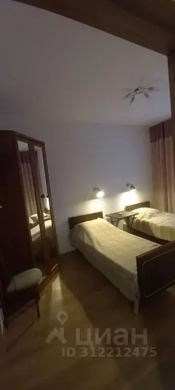 Комната Санкт-Петербург пос. Песочный, Садовая ул., 85 - Фото 0