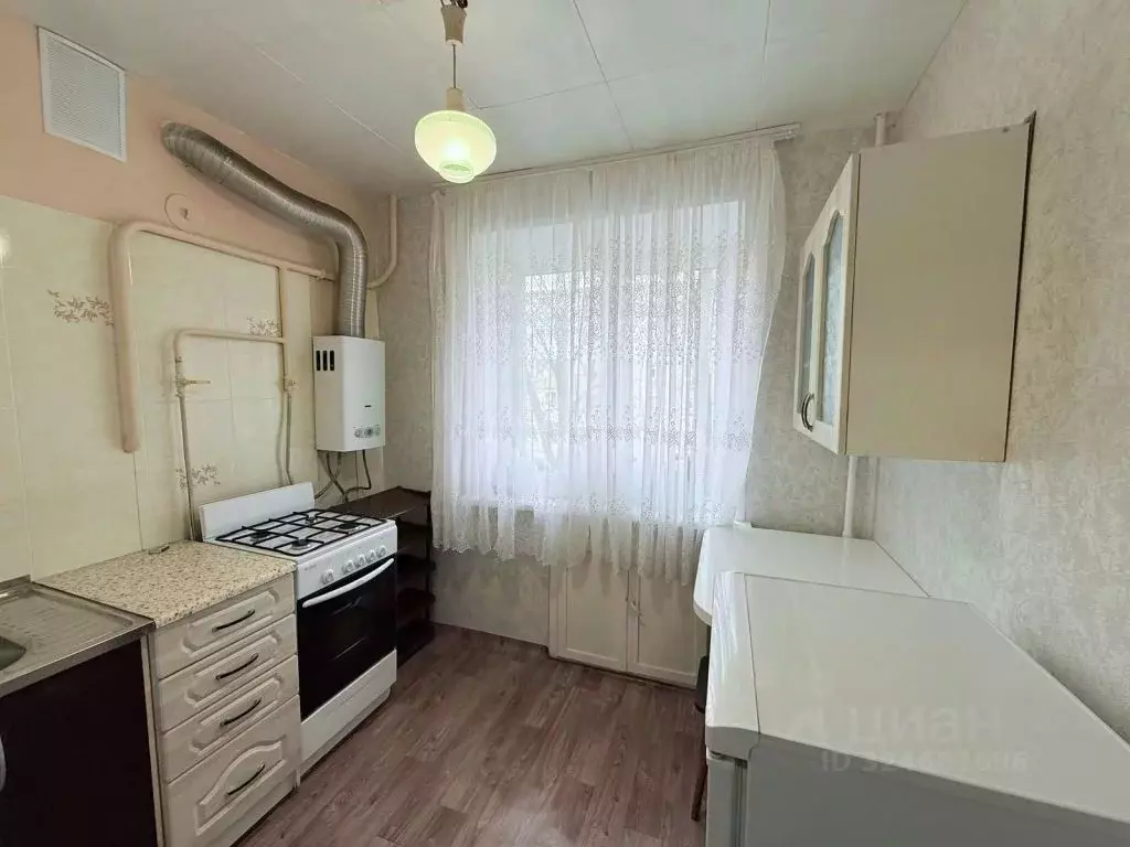 3-к кв. Ярославская область, Ярославль ул. Нефтяников, 15 (53.0 м) - Фото 2