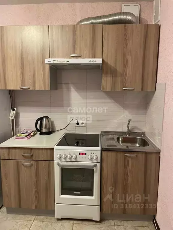 3-к кв. Омская область, Омск ул. Красный Путь, 143к3 (91.6 м) - Фото 1