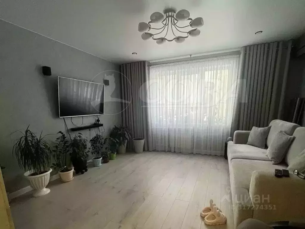 2-к кв. Курганская область, Курган Заозерный жилрайон, 6А мкр, 6 (57.2 ... - Фото 0