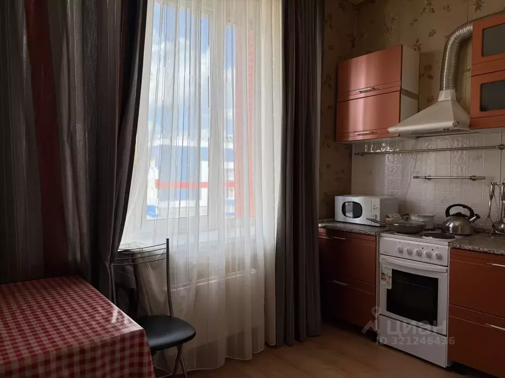 1-к кв. Ямало-Ненецкий АО, Новый Уренгой Тундровая ул., 4 (36.1 м) - Фото 1