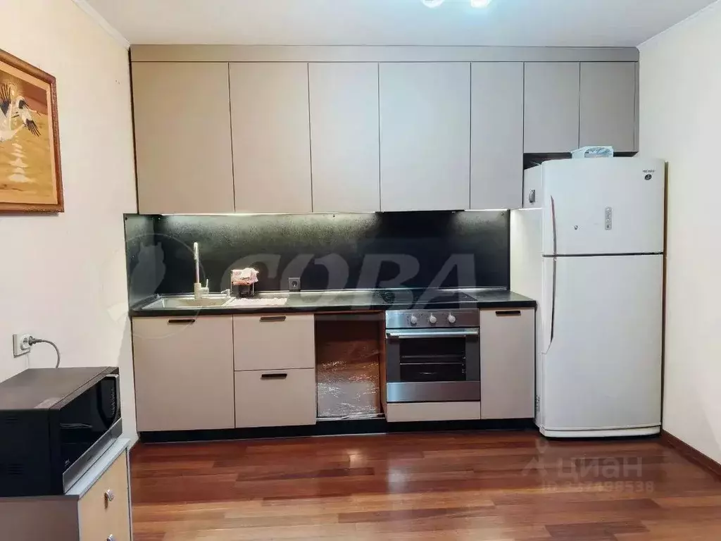 2-к кв. Тюменская область, Тюмень ул. Клары Цеткин, 29к6 (68.0 м) - Фото 1