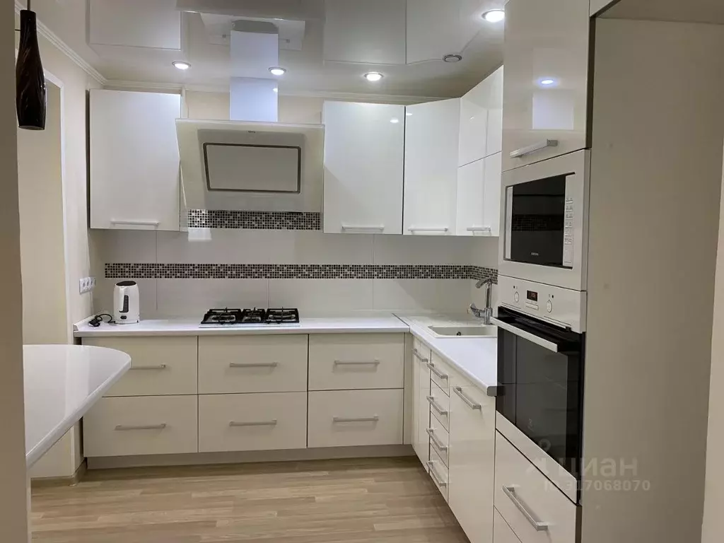 4-к кв. Краснодарский край, Ейск ул. Горького, 13/3 (75.3 м) - Фото 1