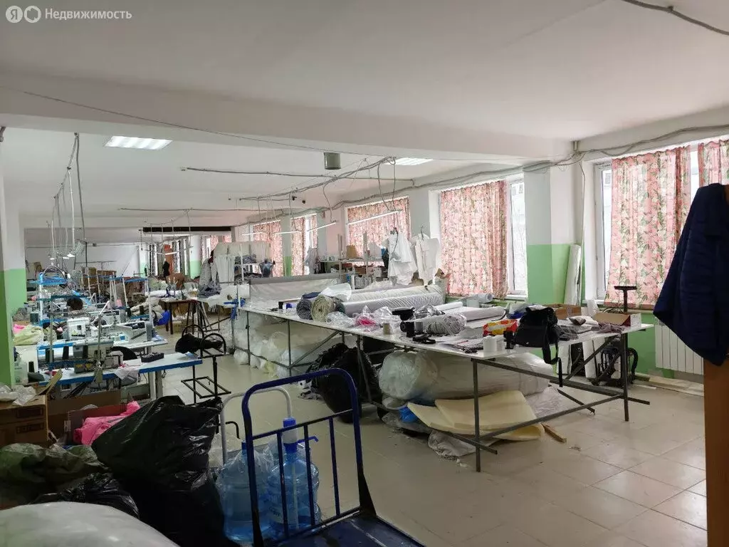 Помещение свободного назначения (200 м) - Фото 1