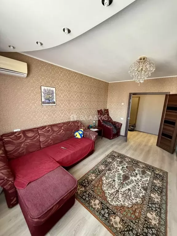 3-к кв. Волгоградская область, Волгоград ул. Землячки, 26 (63.9 м) - Фото 1