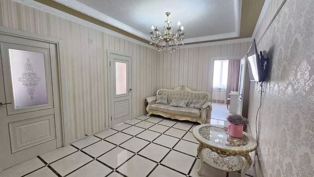 2-к кв. Кабардино-Балкария, Нальчик ул. Чернышевского (60.8 м) - Фото 0
