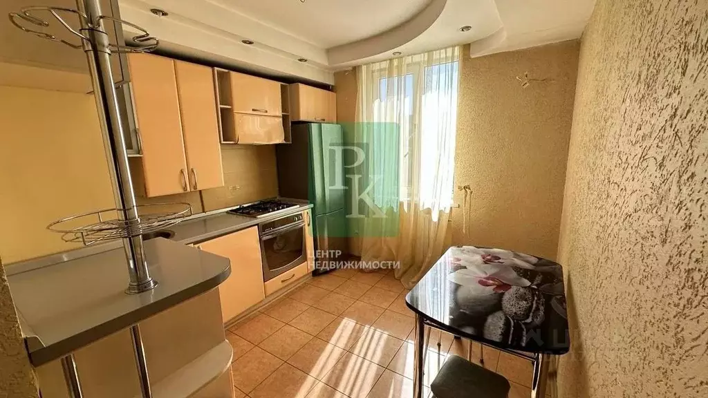 3-к кв. Севастополь ул. Дмитрия Ульянова, 7 (61.0 м) - Фото 0