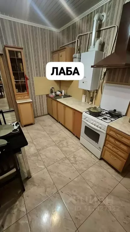 3-к кв. Краснодарский край, Лабинск Хлеборобная ул., 71к8 (70.0 м) - Фото 0