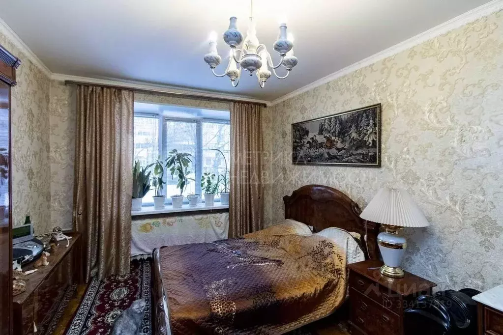 3-к кв. Тюменская область, Тюмень ул. Салтыкова-Щедрина, 36 (81.3 м) - Фото 1