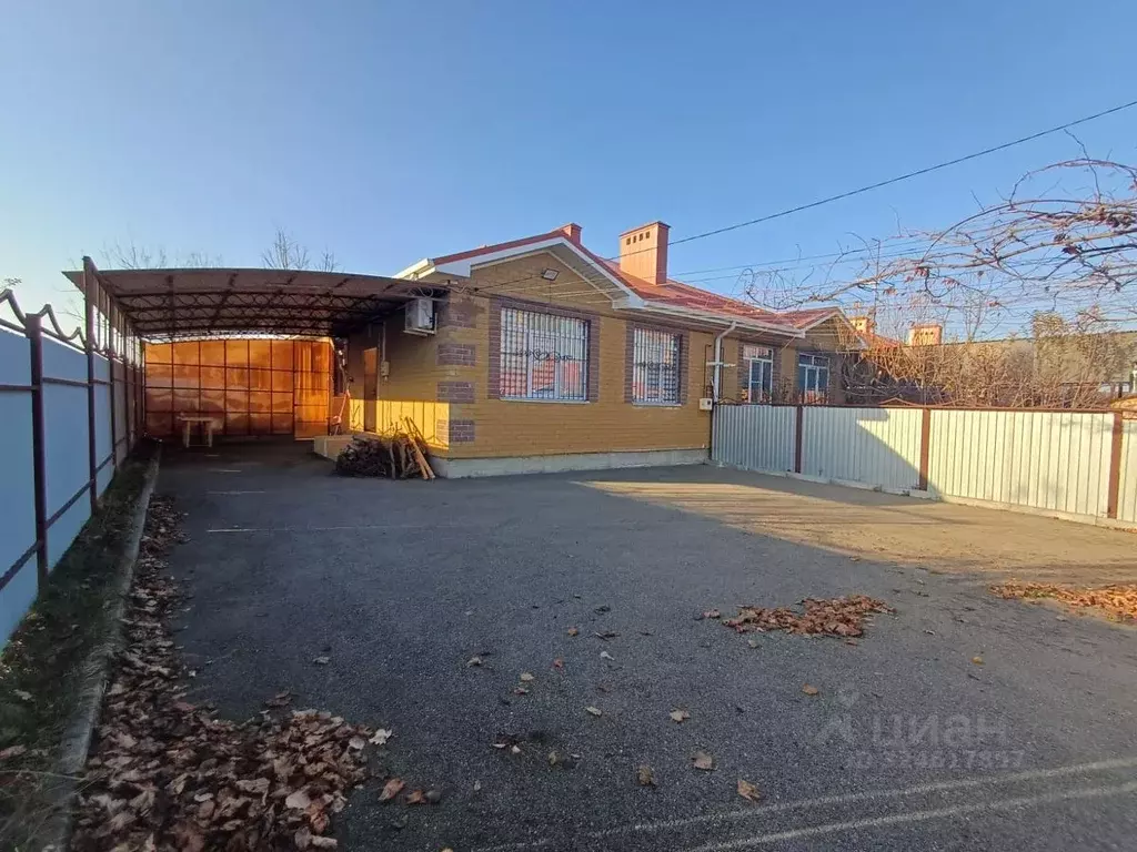 Дом в Ставропольский край, Михайловск Шпаковский район, ул. Леонида ... - Фото 1