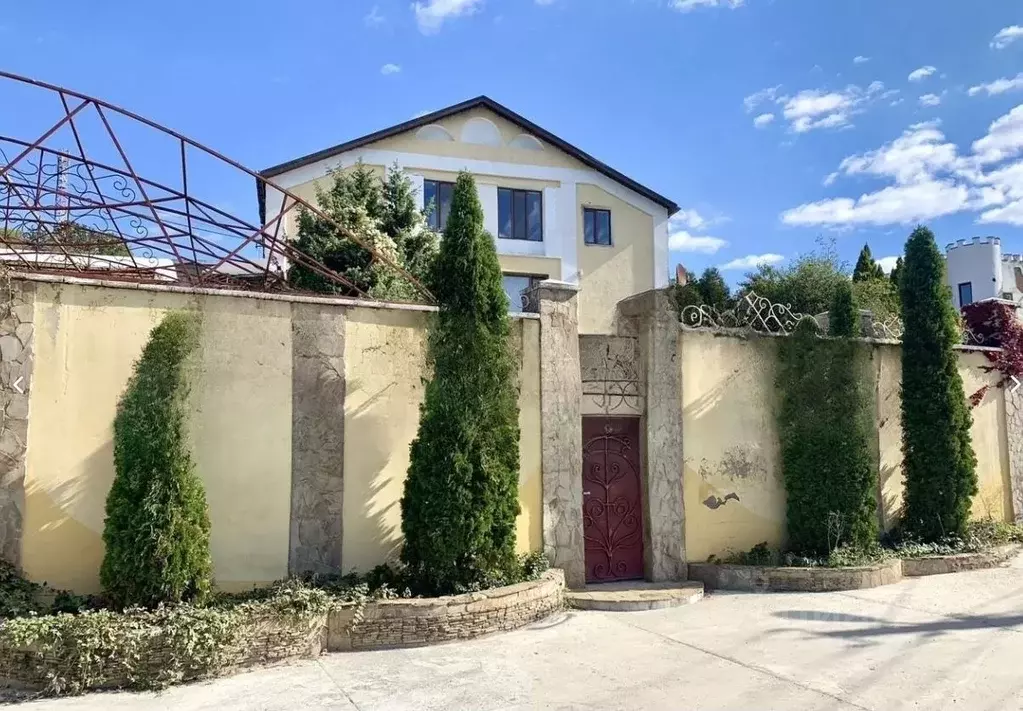 Коттедж в Крым, Симферопольский район, Добровское с/пос, с. ... - Фото 1