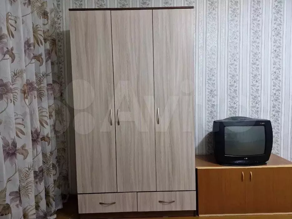 1-к. квартира, 39 м, 4/9 эт. - Фото 1