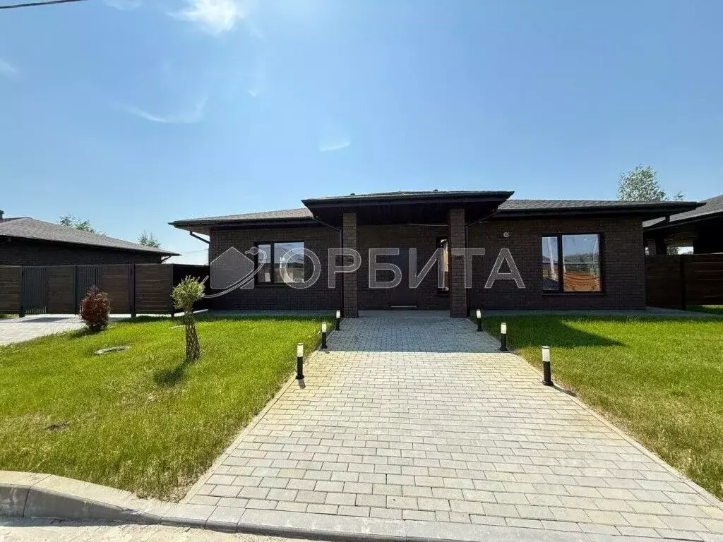 Дом в Тюменская область, Тюменский район Салаирский тракт, 14-й км ... - Фото 0