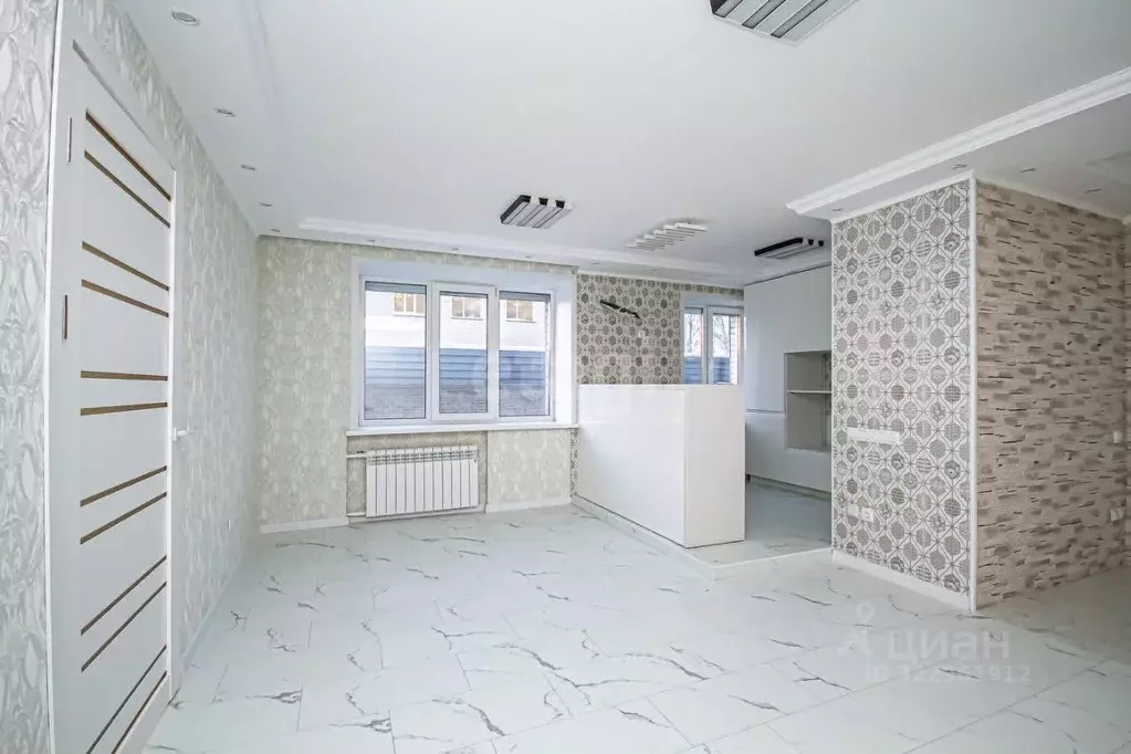 3-к кв. Новосибирская область, Новосибирск ул. Ключ-Камышенское плато, ... - Фото 1