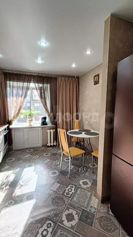 2-к. квартира, 61,8 м, 2/9 эт. - Фото 1