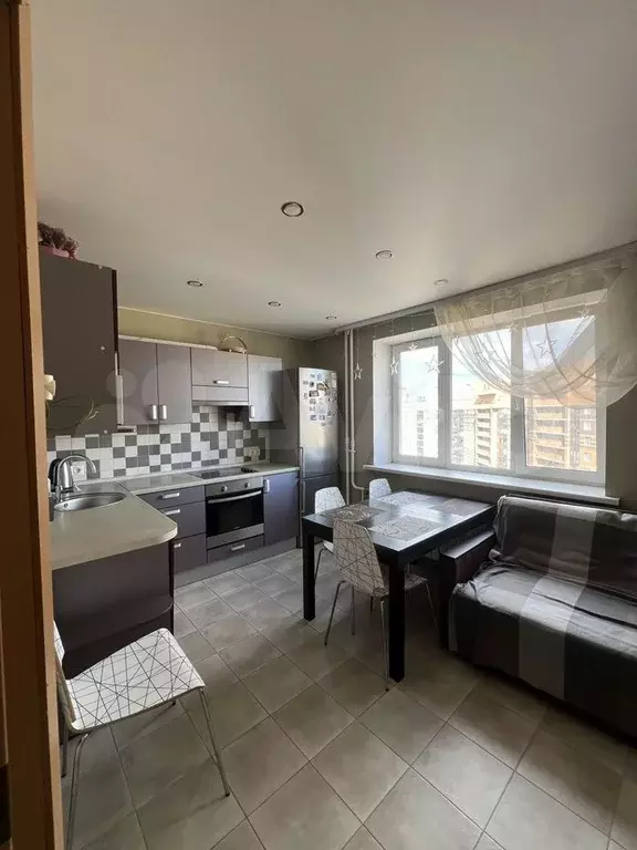 1-к. квартира, 40 м, 25/26 эт. - Фото 0