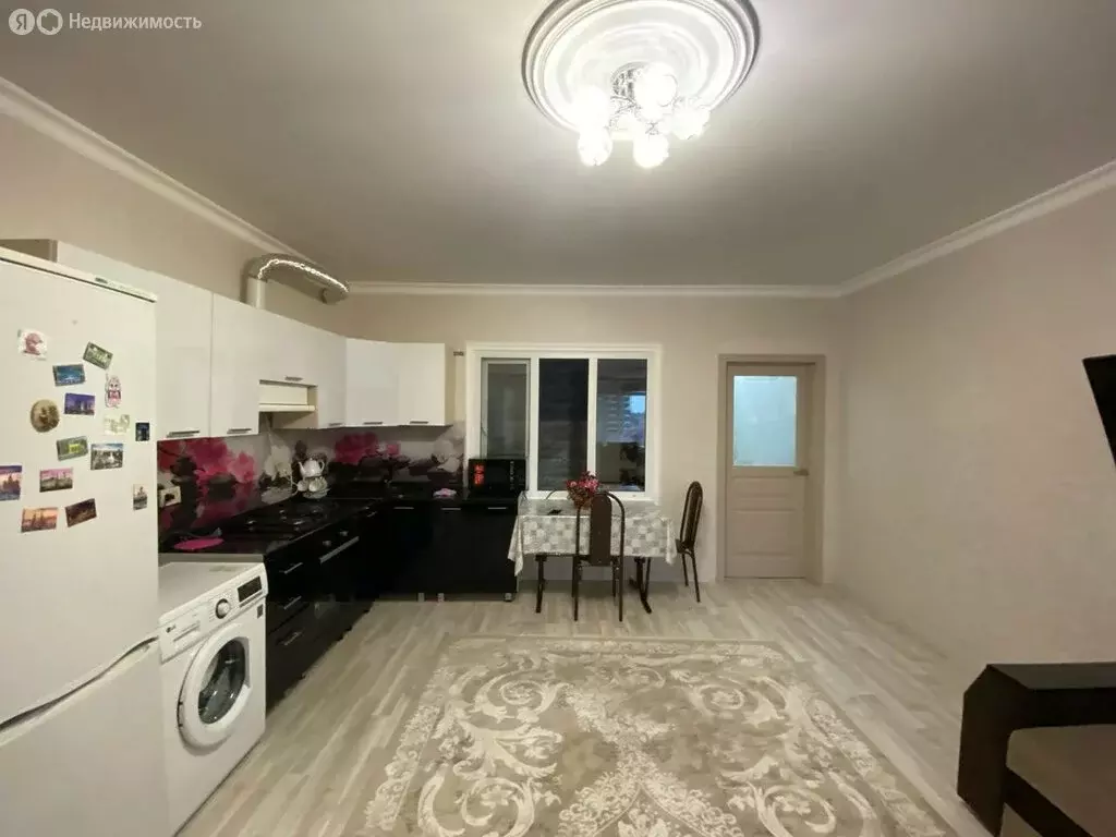 2-комнатная квартира: Дербент, улица Владимира Ленина, 38 (73.3 м) - Фото 1