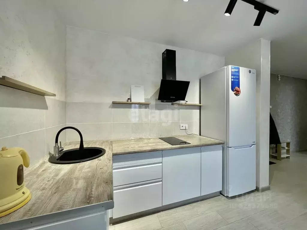 2-к кв. Тюменская область, Тюмень ул. Анатолия Клиндюка, 6 (55.0 м) - Фото 1