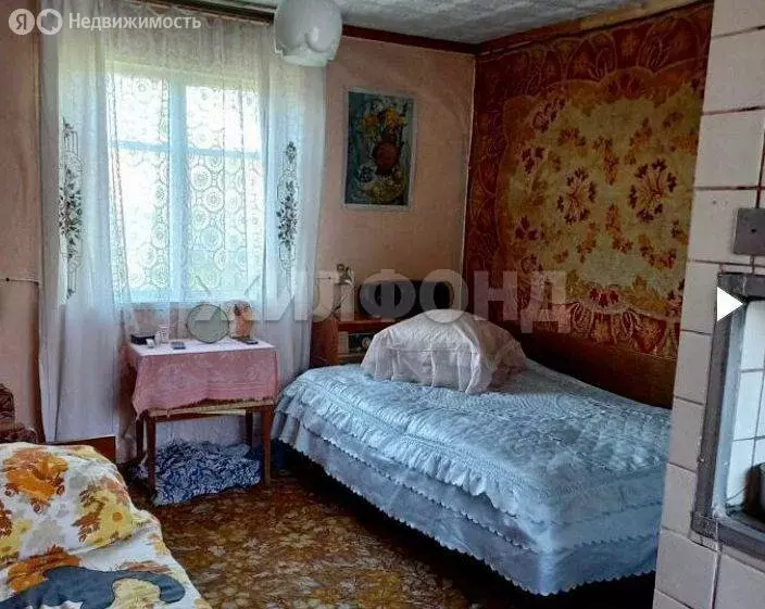 Дом в Тогучинский район, Репьевский сельсовет, село Льниха (35 м) - Фото 1