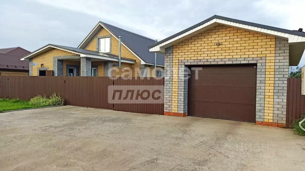 Дом в Татарстан, Тукаевский район, Новотроицкое с/пос, с. Новотроицкое ... - Фото 1