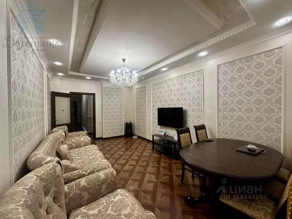 2-к кв. Воронежская область, Воронеж Ракетный пер., 2 (71.7 м) - Фото 1