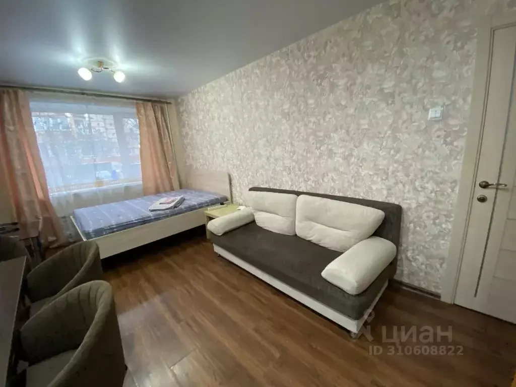 1-к кв. Кировская область, Киров ул. Пятницкая, 33 (42.0 м) - Фото 0