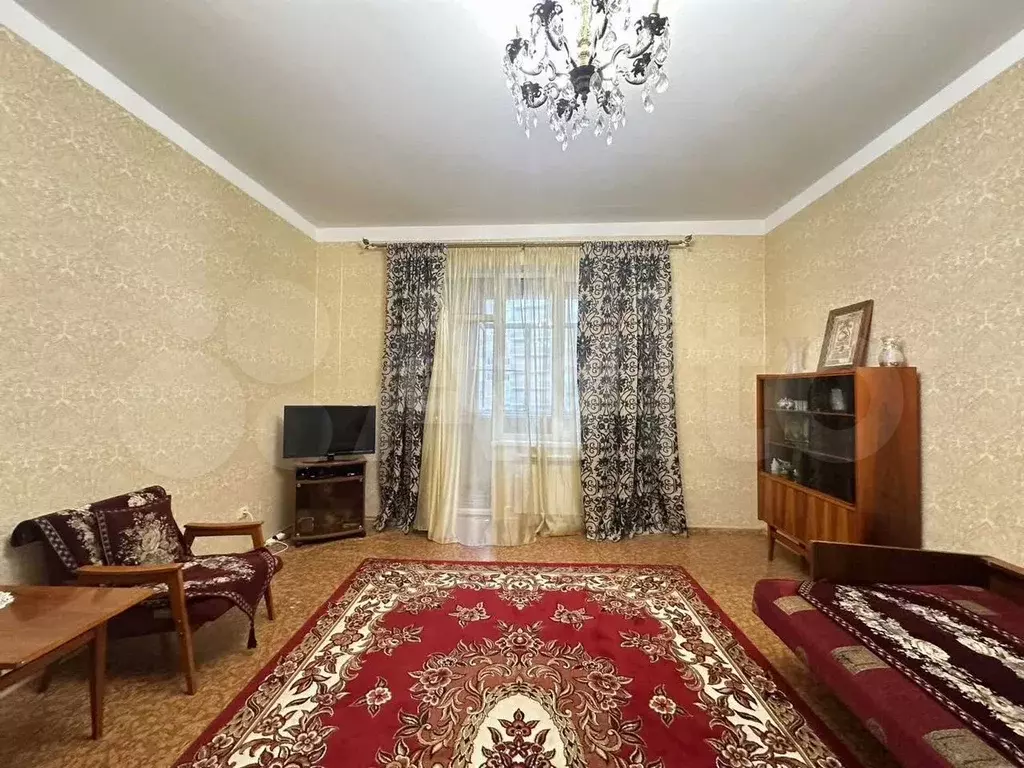 1-к. квартира, 55 м, 3/8 эт. - Фото 1
