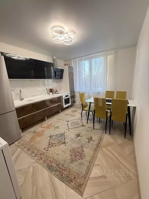 3-к кв. Пермский край, Пермь Локомотивная ул., 1А (82.0 м) - Фото 1