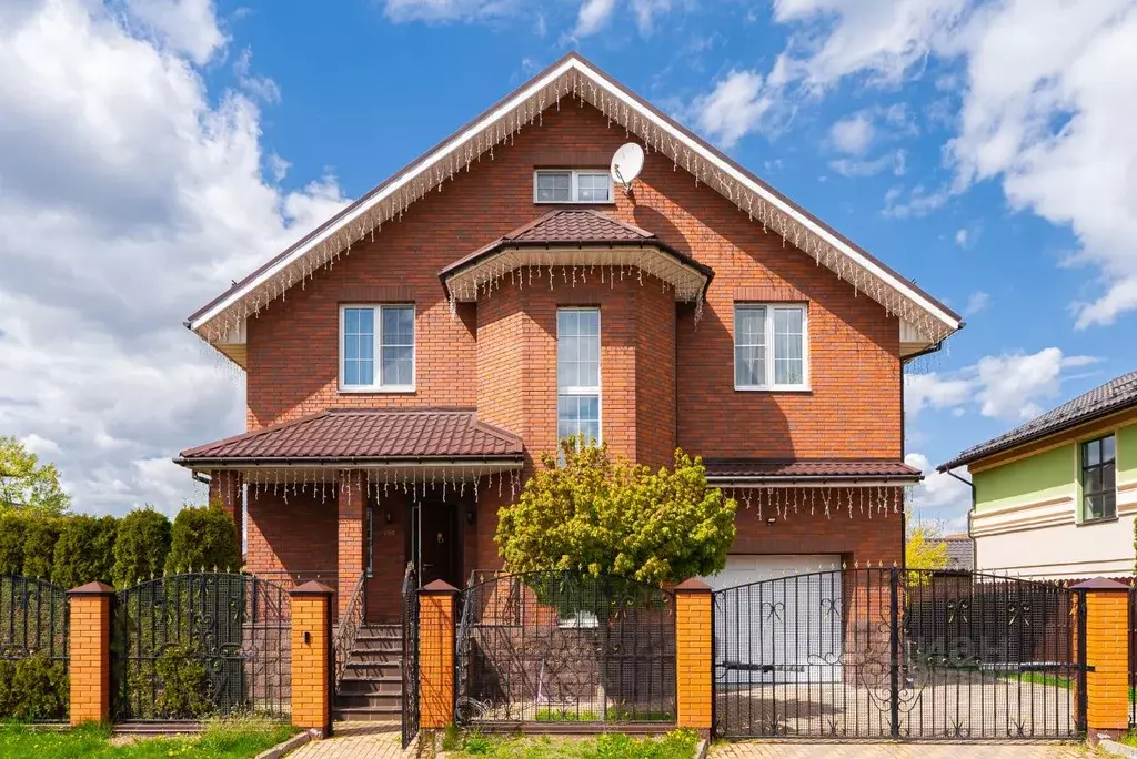 Коттедж в Москва с. Былово, КП Русская усадьба,  (400 м) - Фото 1