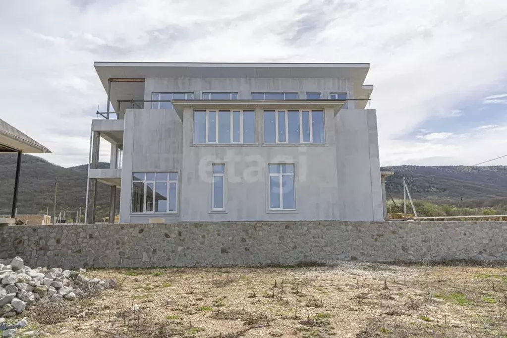 Помещение свободного назначения в Севастополь с. Родниковское, ул. ... - Фото 1