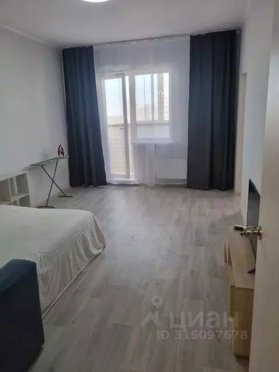 1-к кв. Ханты-Мансийский АО, Нефтеюганск 17-й мкр, 9 (43.0 м) - Фото 1