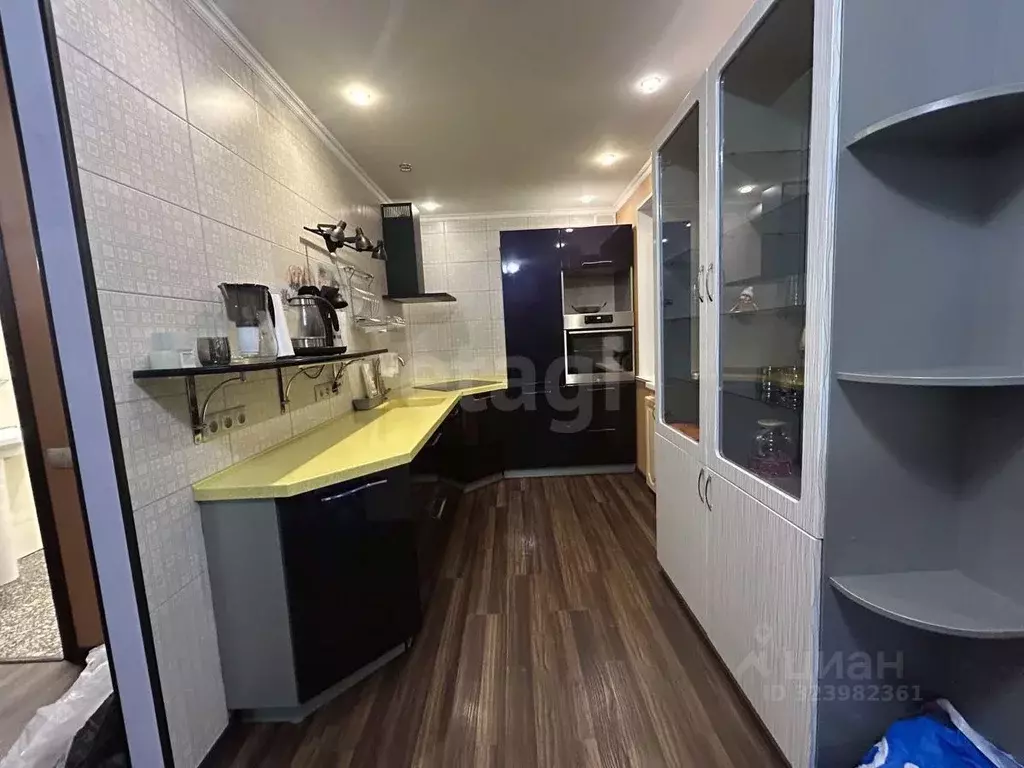 2-к кв. Ханты-Мансийский АО, Нижневартовск просп. Победы, 13 (61.0 м) - Фото 2