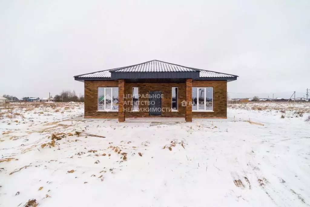 Дом в Рязанская область, Рязанский муниципальный округ, с. Дубровичи ... - Фото 1