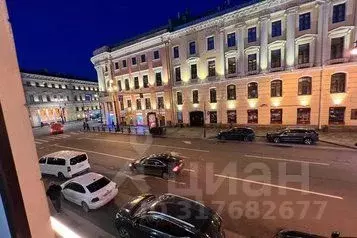 2-к кв. Санкт-Петербург Невский просп., 13/9 (35.0 м) - Фото 0