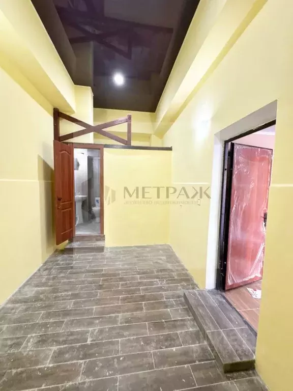 Торговая площадь в Крым, Феодосия ул. Крымская, 15 (50 м) - Фото 2