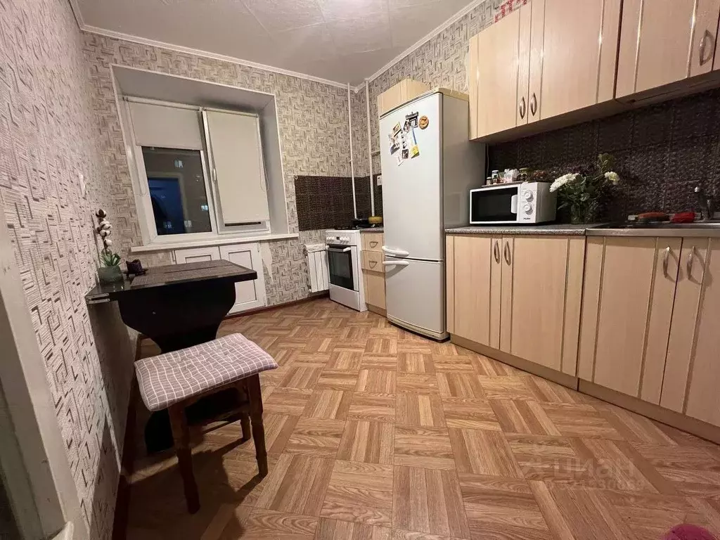 1-к кв. Омская область, Омск Городок Нефтяников мкр, ул. Блюхера, 26 ... - Фото 0