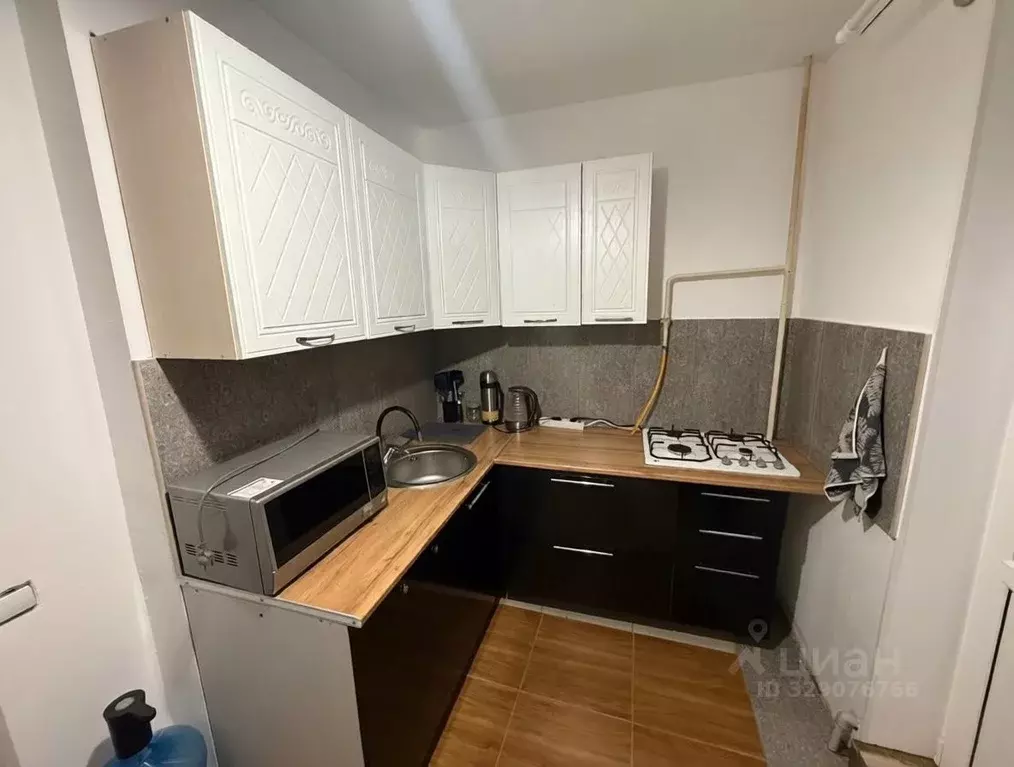 1-к кв. Крым, Симферополь ул. Ковыльная, 46 (35.0 м) - Фото 2