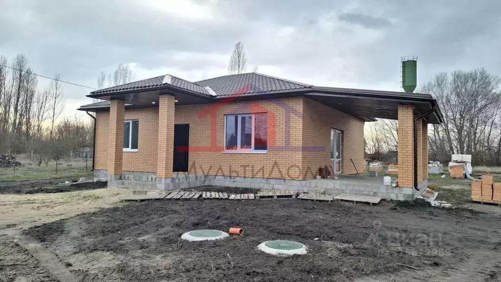 Коттедж в Белгородская область, Старооскольский городской округ, с. ... - Фото 0