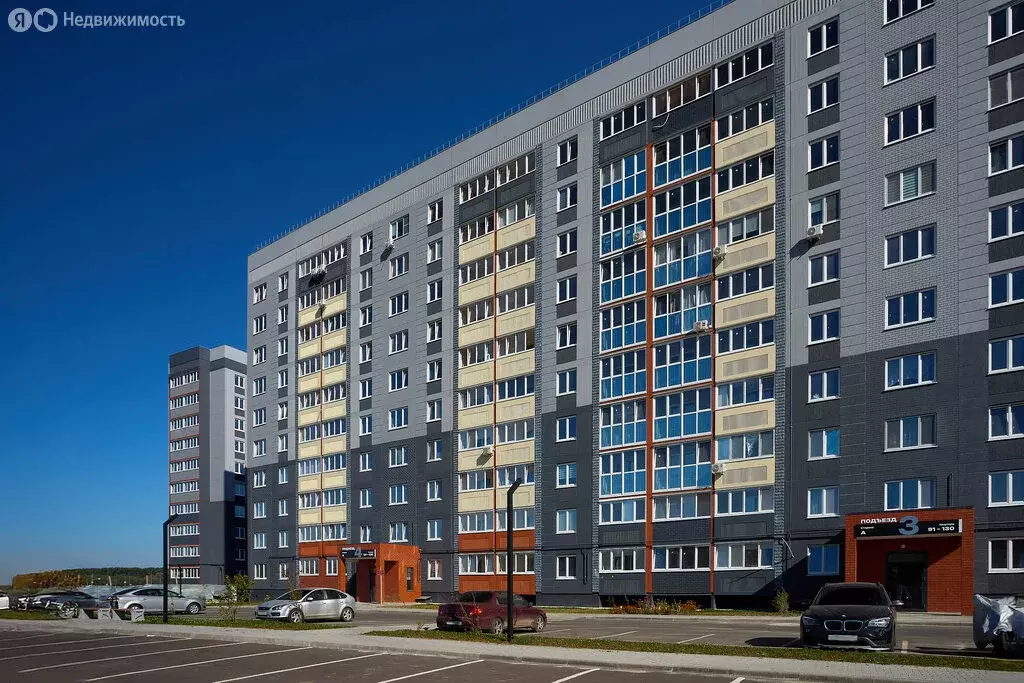 1-комнатная квартира: Брянск, улица Братьев Ткачёвых, 9 (38 м) - Фото 2