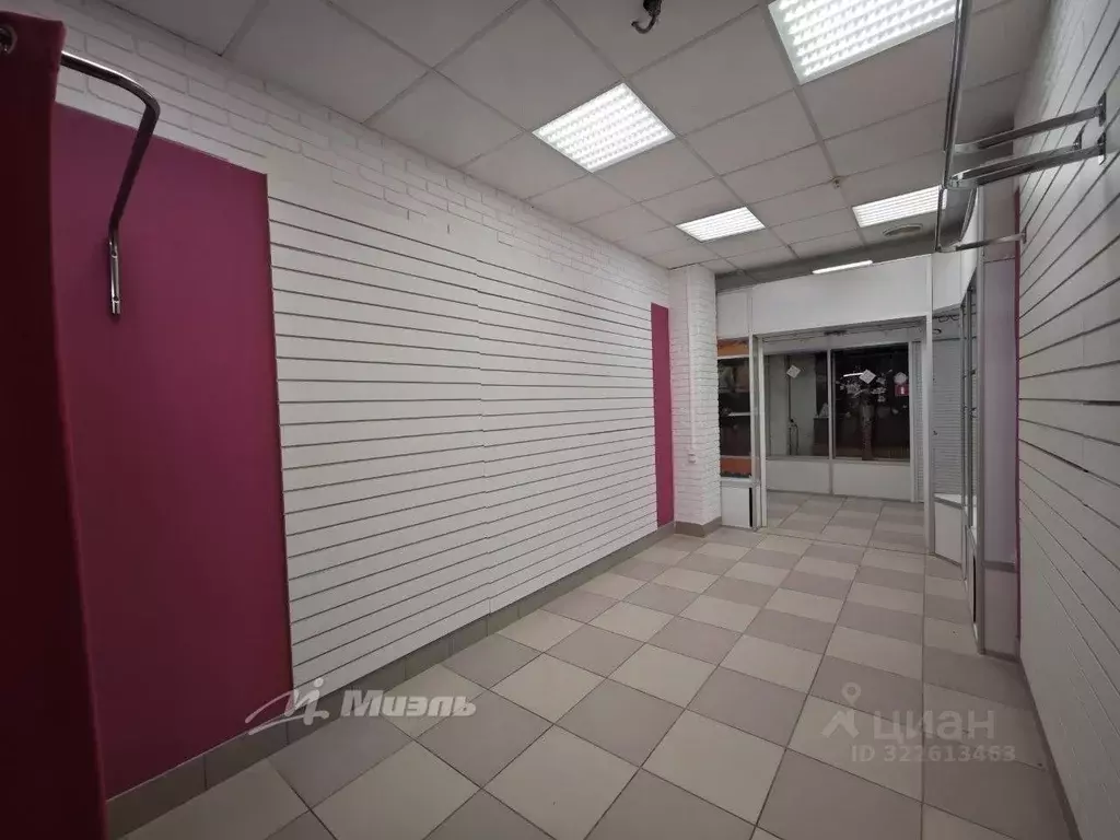 Торговая площадь в Севастополь просп. Октябрьской Революции, 38/12 (25 ... - Фото 2