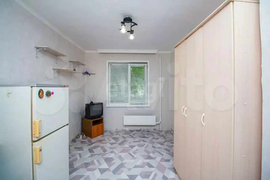 Комната 11,8 м в 1-к., 1/9 эт. - Фото 0