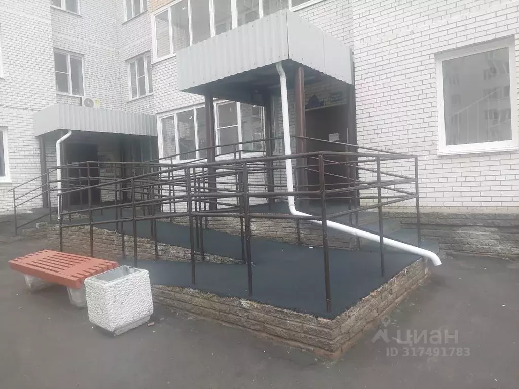 1-к кв. Омская область, Омск ул. Архиепископа Сильвестра, 3 (38.2 м) - Фото 0