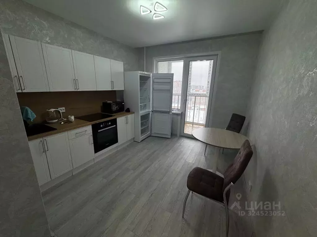 1-к кв. Алтайский край, Барнаул ул. Имени В.Т. Христенко, 5 (38.0 м) - Фото 1