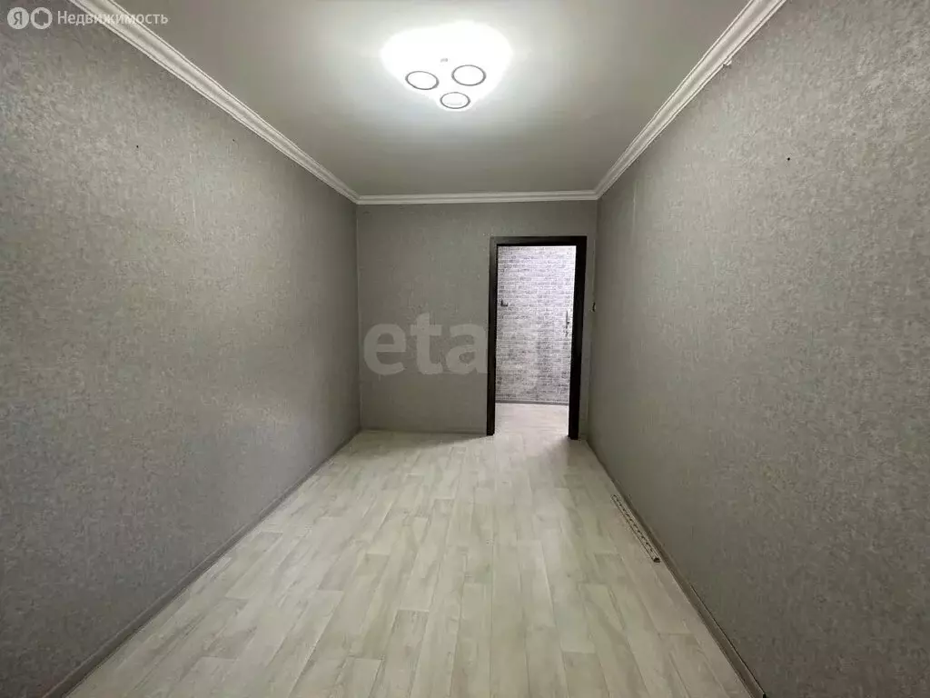 3-комнатная квартира: Арсеньев, Садовая улица, 15А (56.3 м) - Фото 2